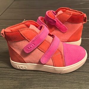 UGG Sneakers